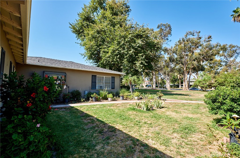 3137 Valencia Avenue