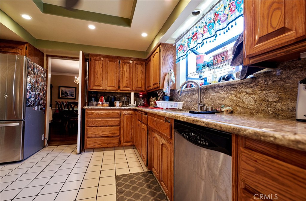 3137 Valencia Avenue