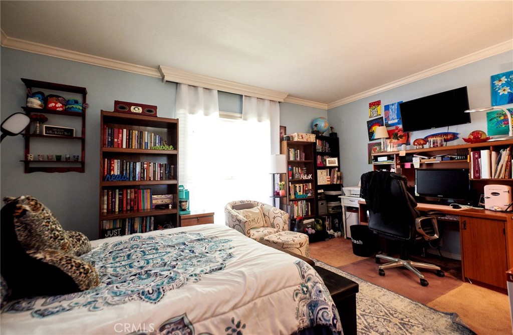 3137 Valencia Avenue