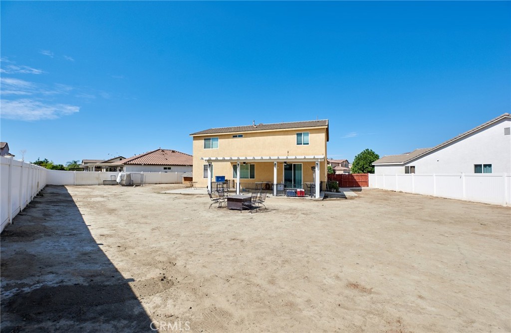 255 Starling Way