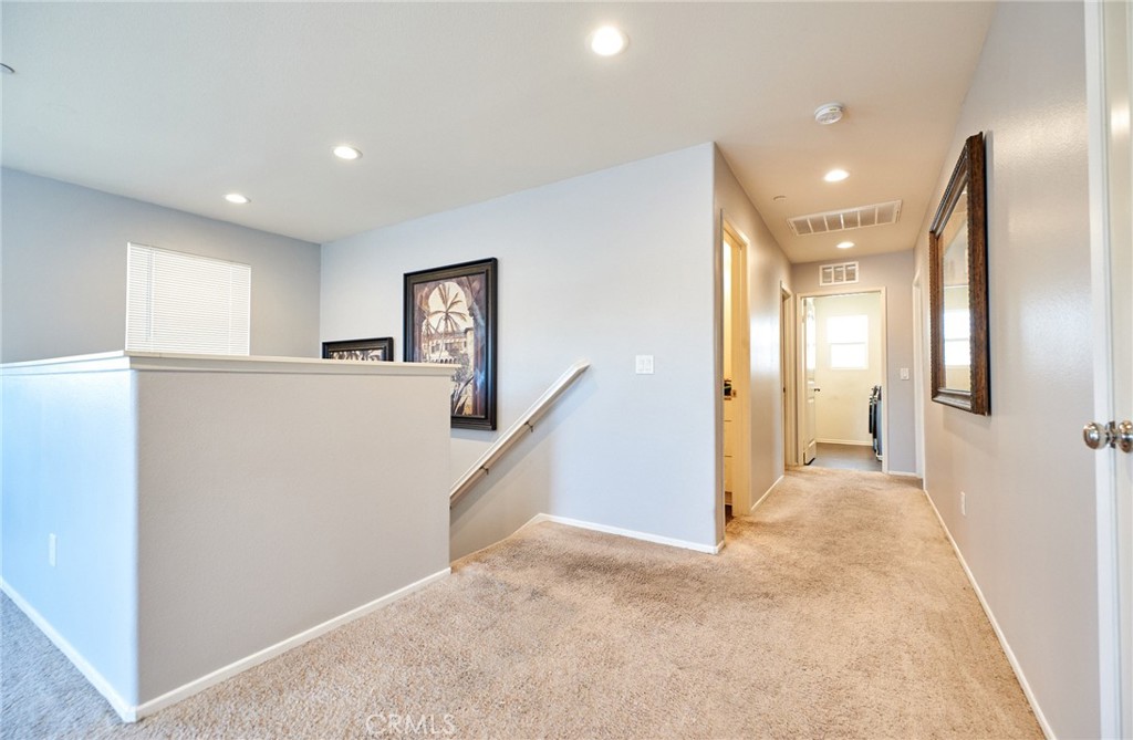 255 Starling Way