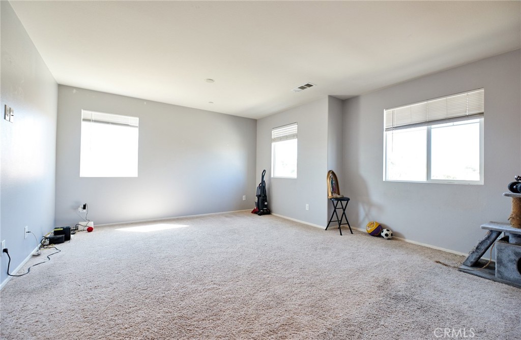 255 Starling Way