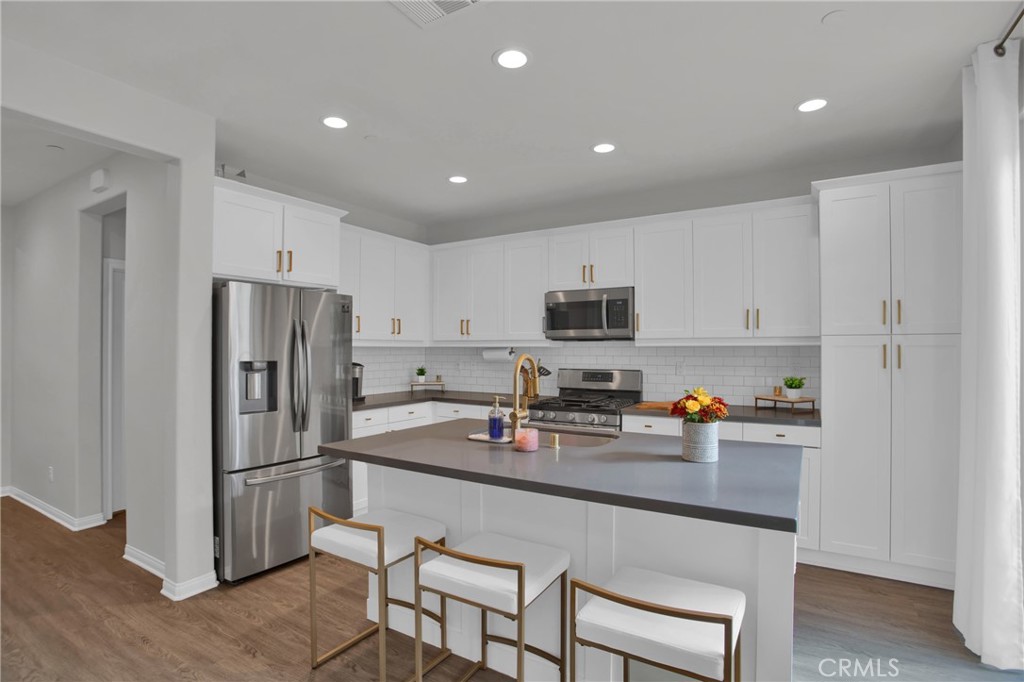 3178 E Perennial Drive