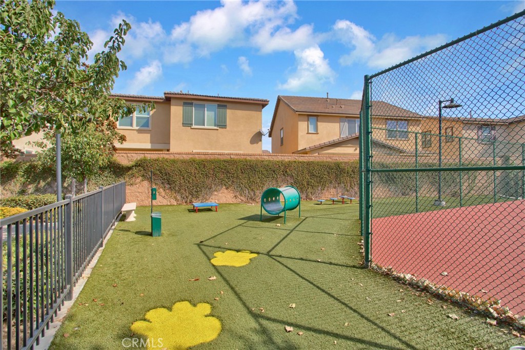 3178 E Perennial Drive