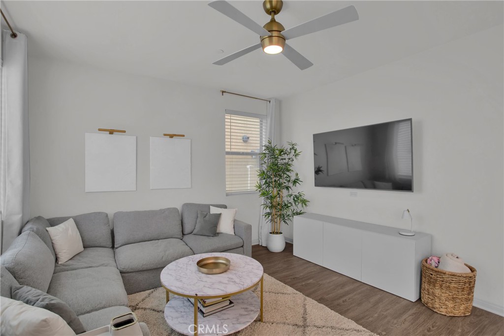 3178 E Perennial Drive