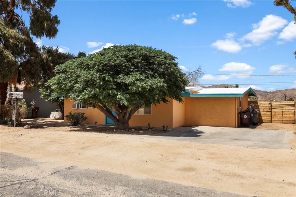 61516 Valley View Drive
