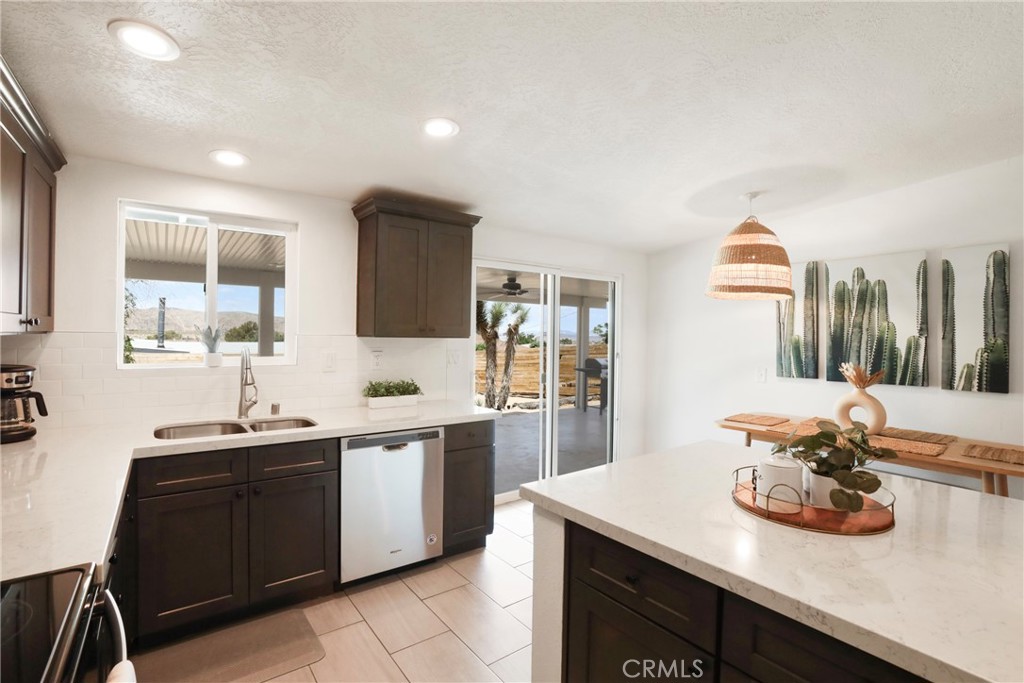 61516 Valley View Drive