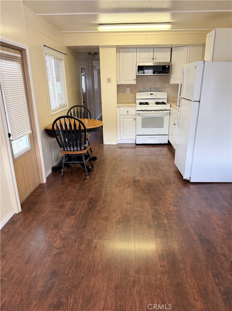 13576 California 34A