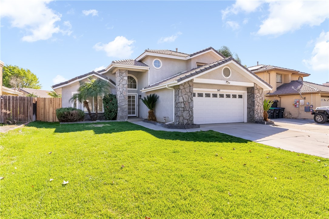 941 Coral