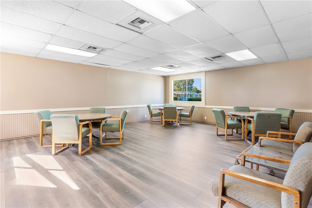 929 E Foothill Boulevard 155