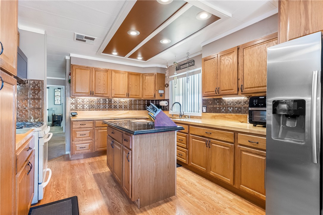 929 E Foothill Boulevard 155