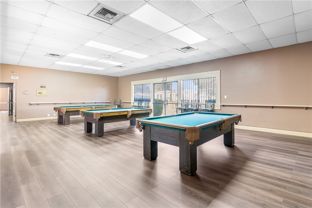 929 E Foothill Boulevard 155