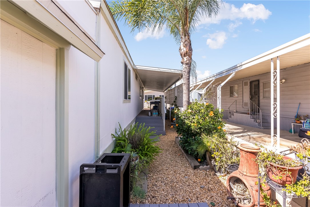 929 E Foothill Boulevard 155