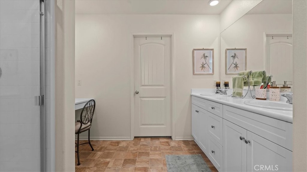 17114 Gray Pine Place