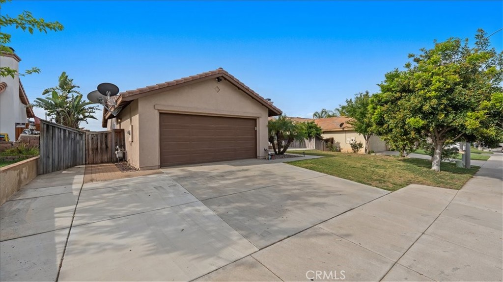 22125 Country Hills Drive