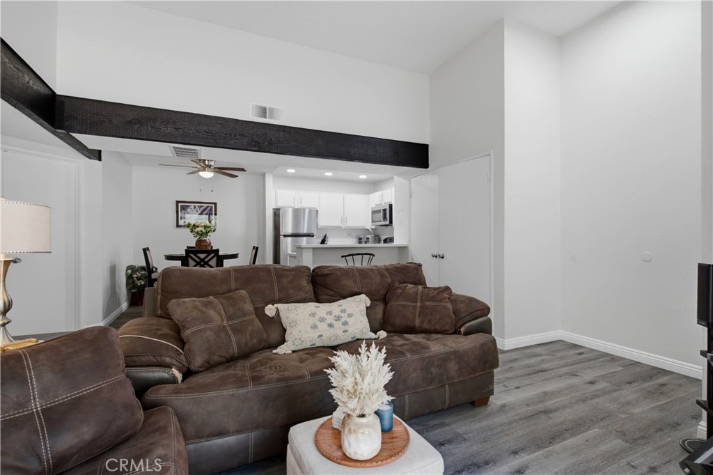 1500 West Edgehill Road 20