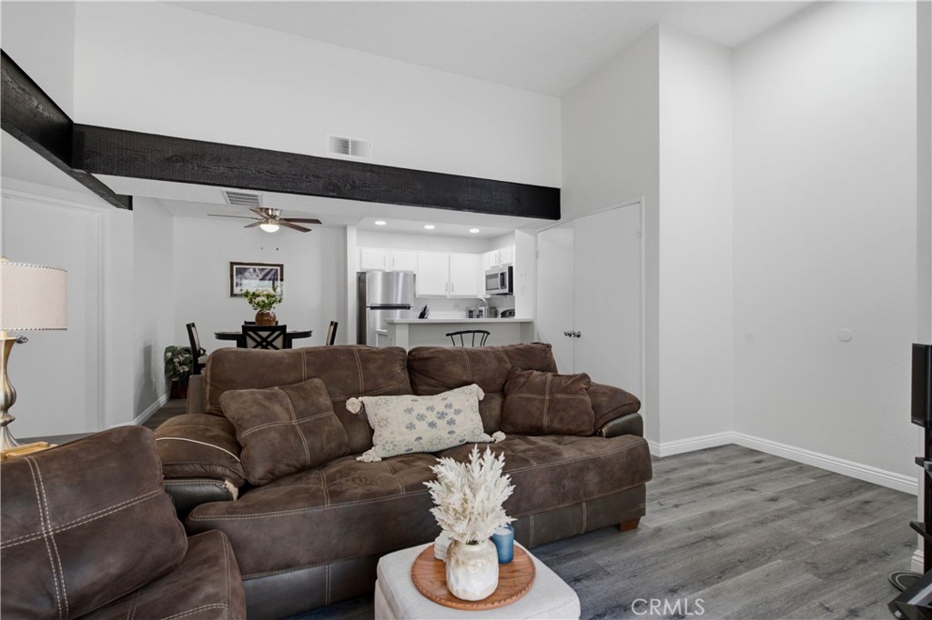 1500 West Edgehill Road 20