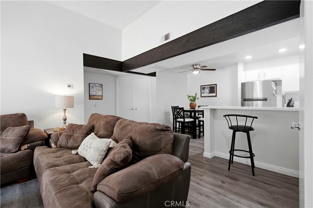 1500 West Edgehill Road 20