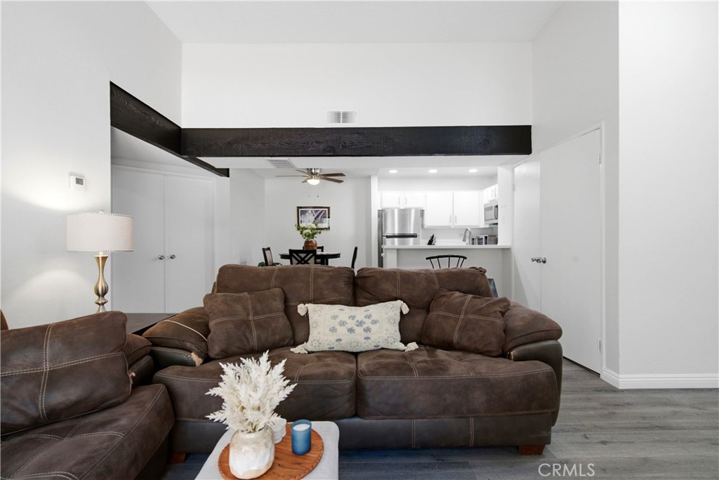 1500 West Edgehill Road 20