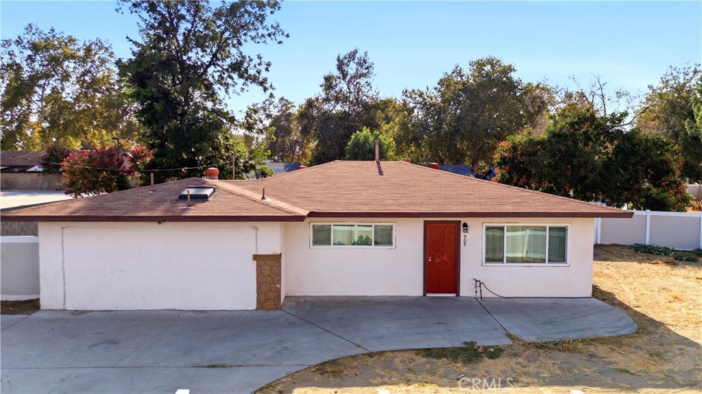 905 N Santa Fe Street