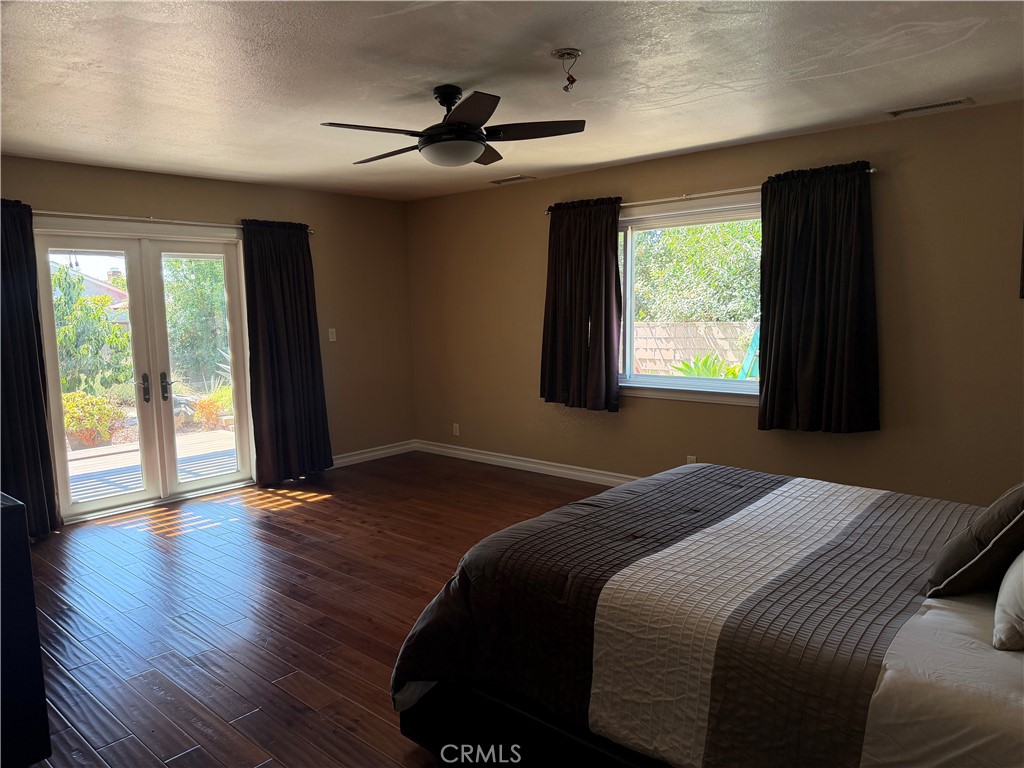 2210 Rockway