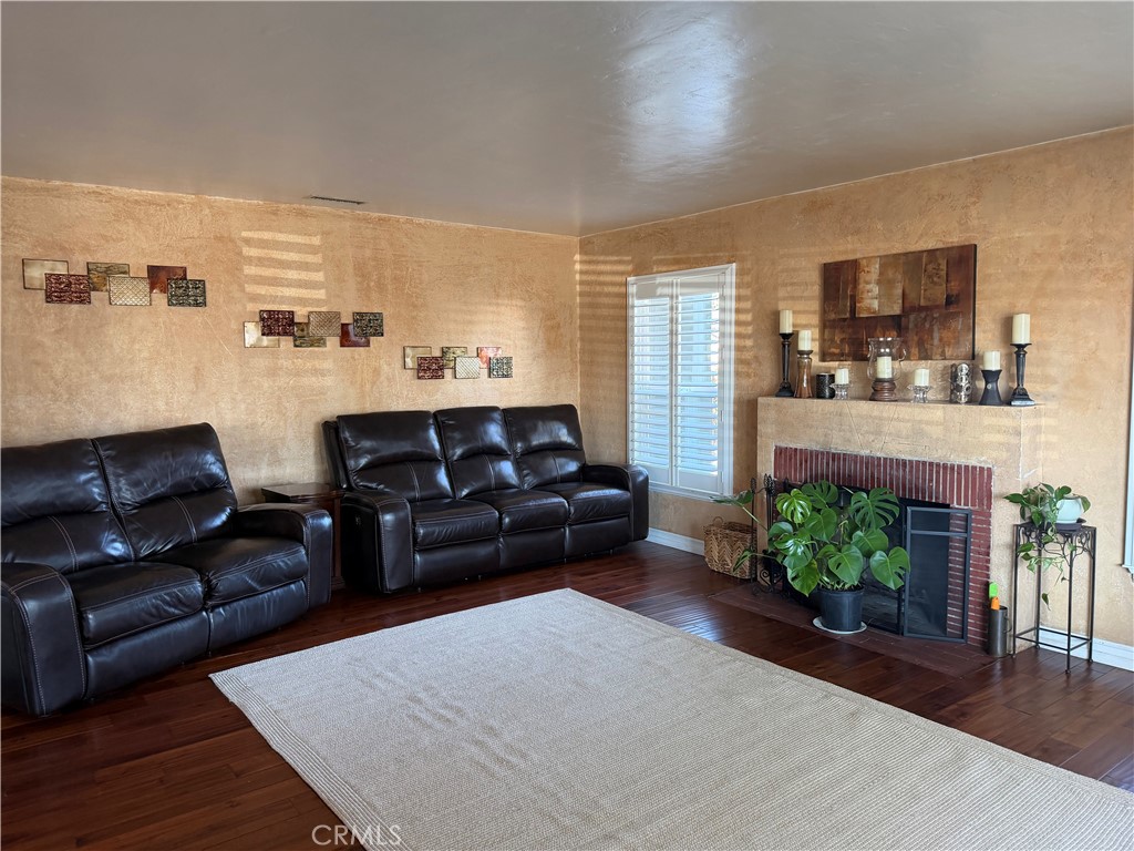 2210 Rockway