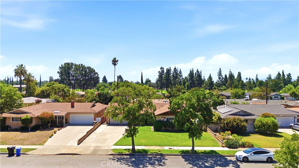 1359 West Granada Court
