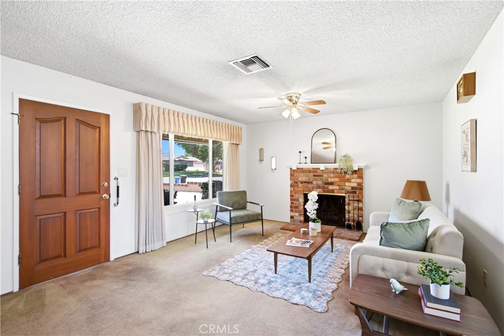 1359 West Granada Court
