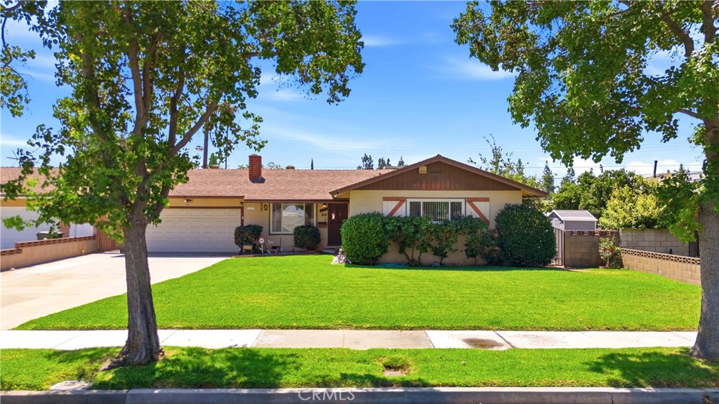 1359 West Granada Court