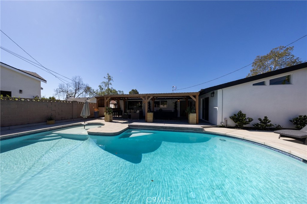 12746 12746 Martha Ann Drive