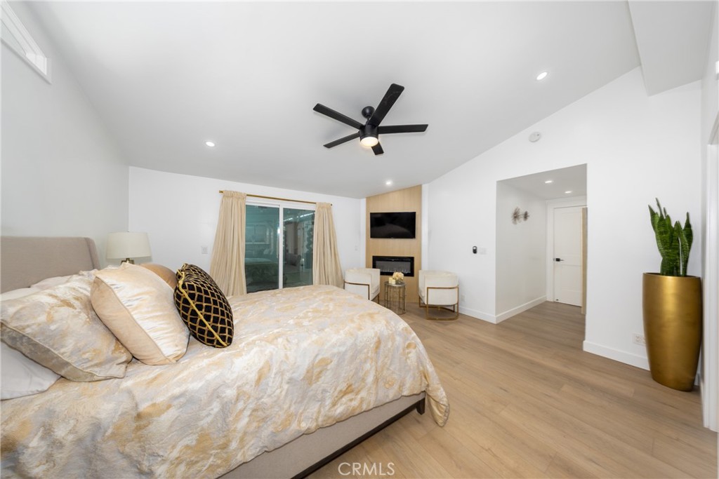 12746 12746 Martha Ann Drive