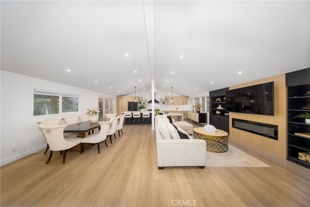 12746 12746 Martha Ann Drive
