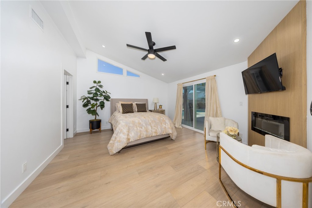 12746 12746 Martha Ann Drive