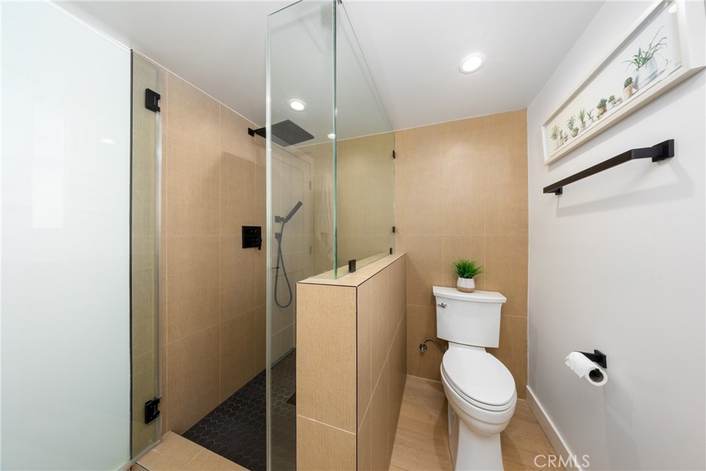 12746 12746 Martha Ann Drive