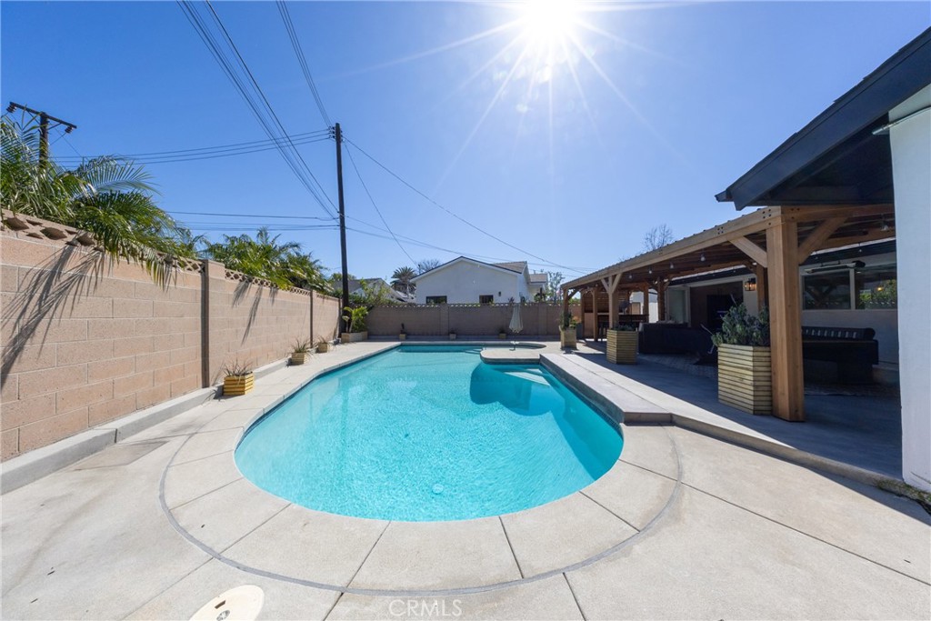 12746 12746 Martha Ann Drive