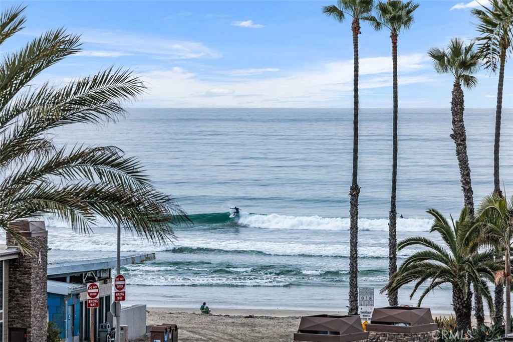 999 N Pacific Street Unit: B218