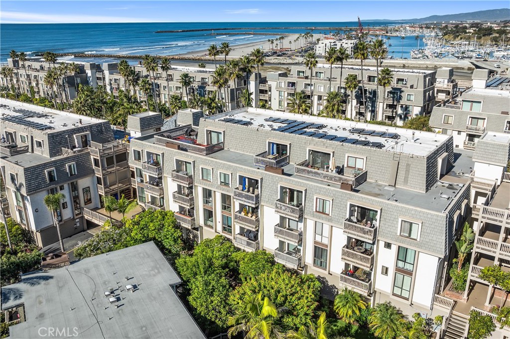 999 N Pacific Street Unit: B218