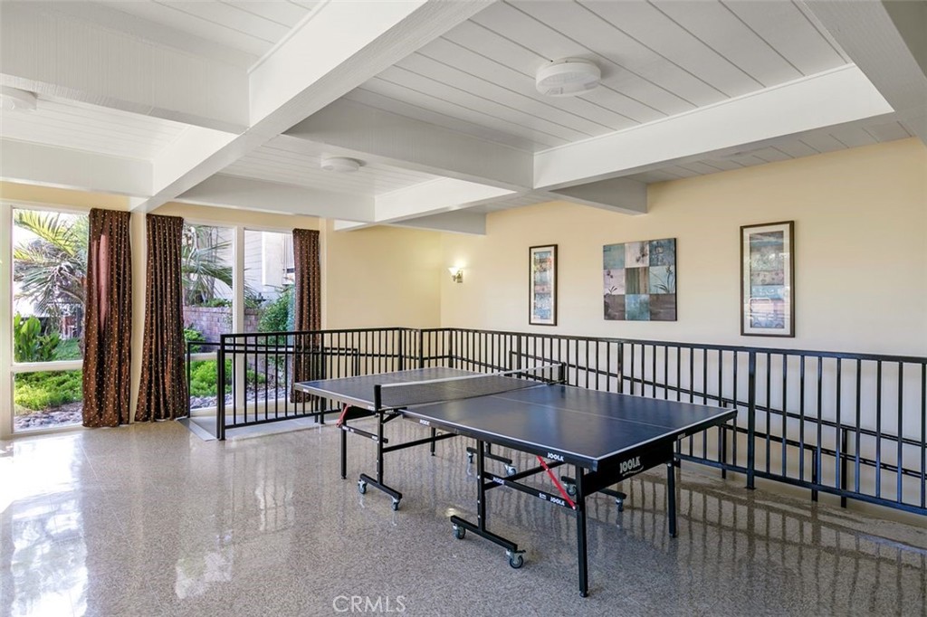 999 N Pacific Street Unit: B218