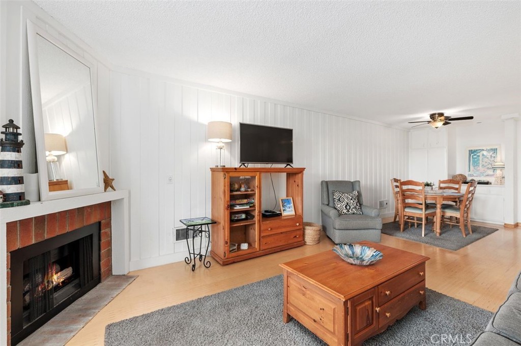 999 N Pacific Street Unit: B218