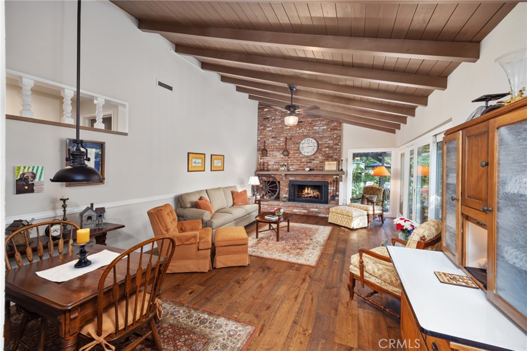 1820 Alta Oaks Drive