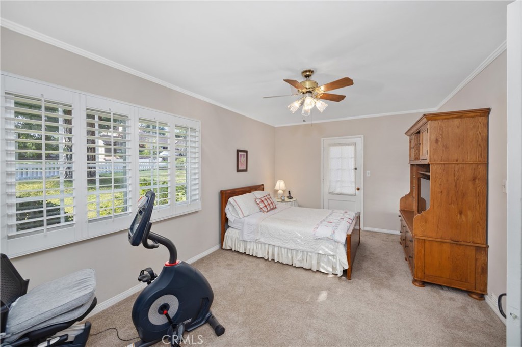 1820 Alta Oaks Drive