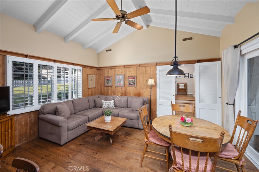 1820 Alta Oaks Drive