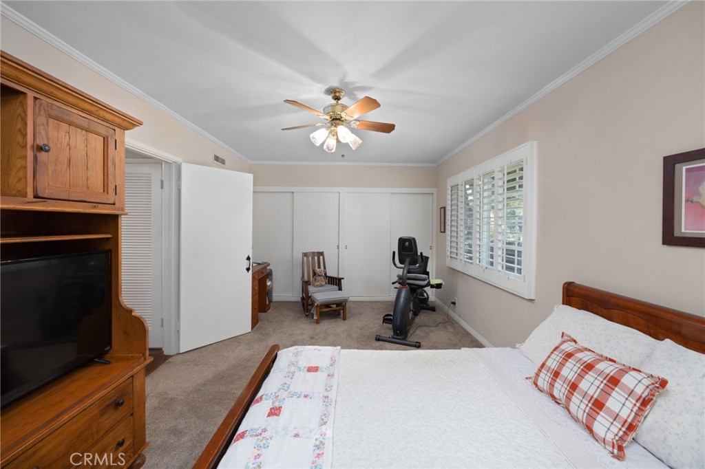 1820 Alta Oaks Drive