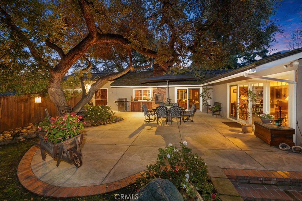 1820 Alta Oaks Drive