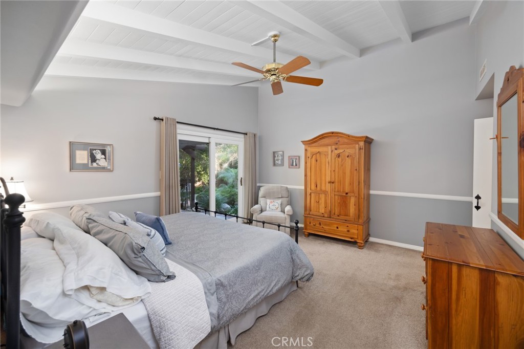 1820 Alta Oaks Drive