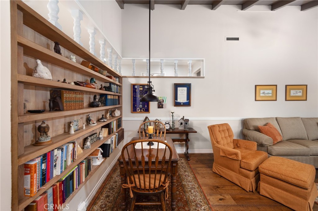 1820 Alta Oaks Drive