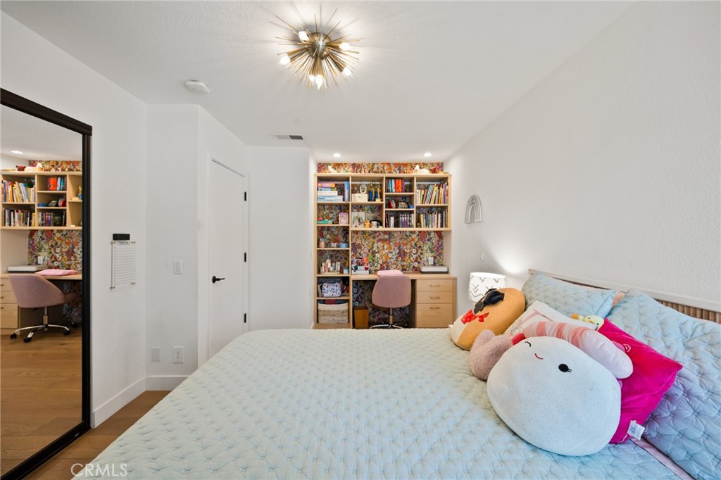 119 N Mountain Avenue B