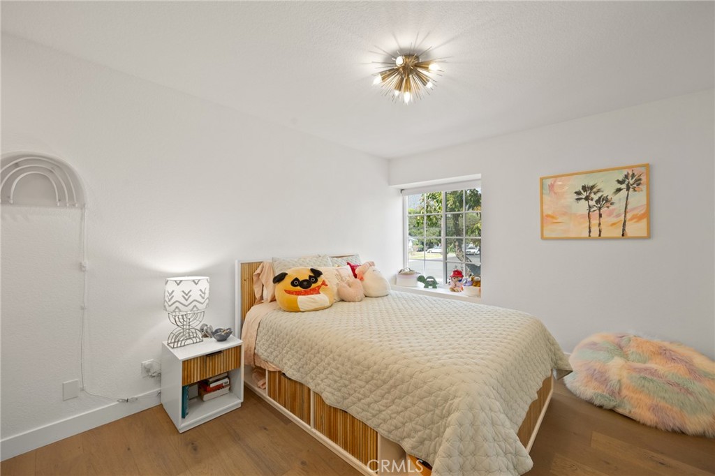 119 N Mountain Avenue B