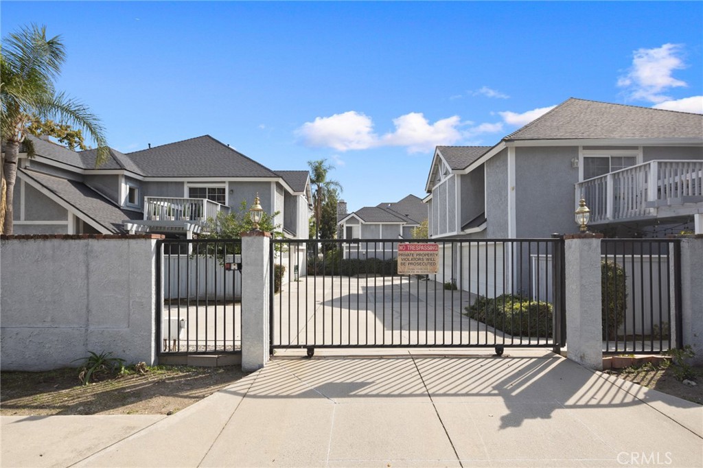 119 N Mountain Avenue B