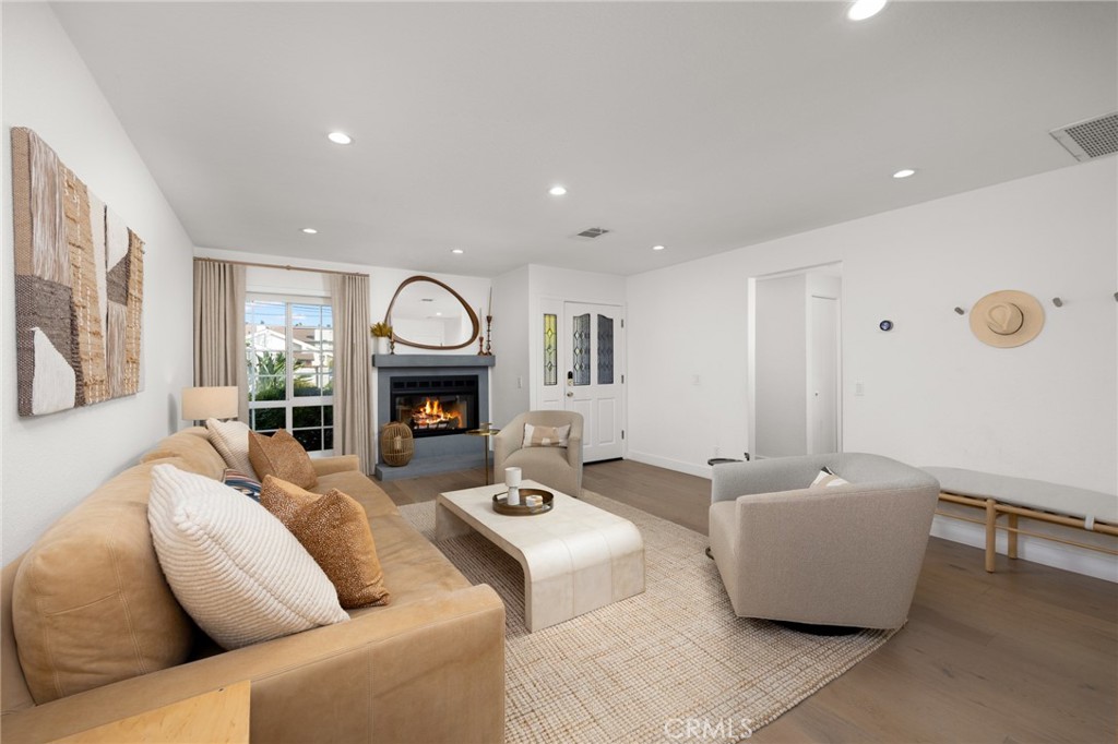 119 N Mountain Avenue B